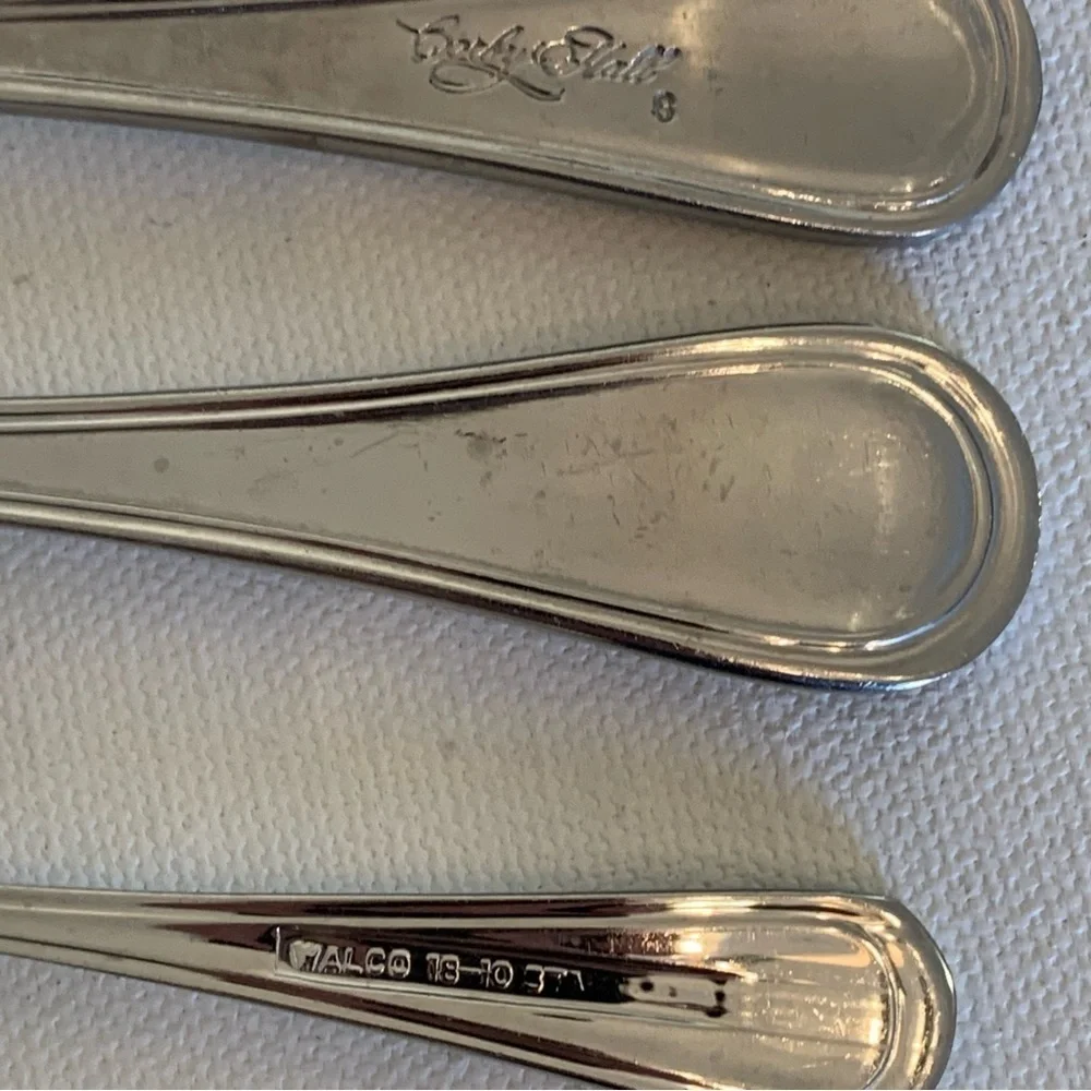 Walco PACIFIC RIM Contemporary 5 Piece Spoons Forks W Mixed Brands Same Pattern